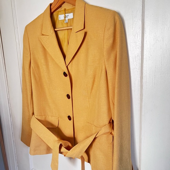 Beautiful Vintage Blazer by LeSuit 🪴 - Picture 2 of 8